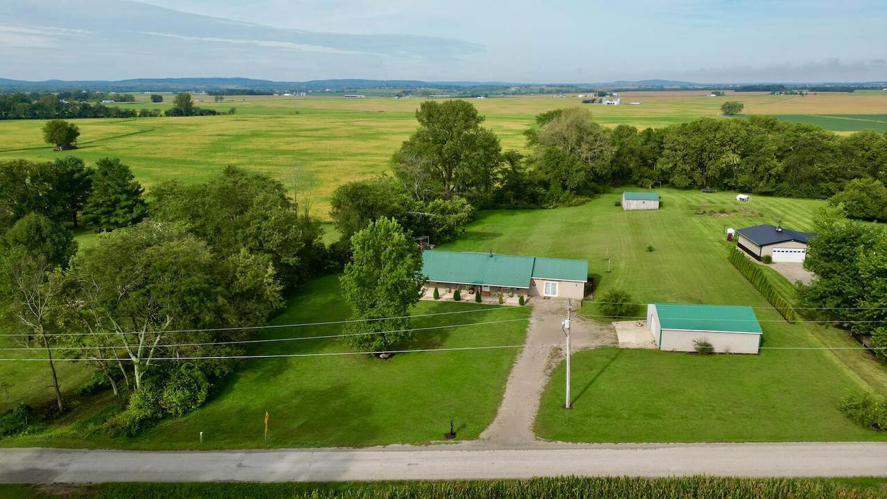 593 Clark Lane - Photo 1