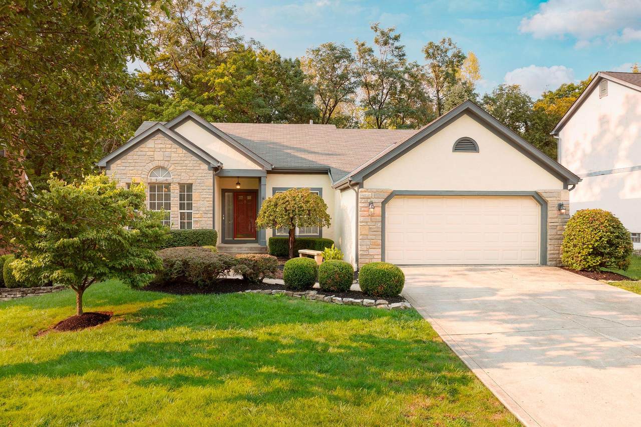 140 Highmeadow Drive - Photo 1