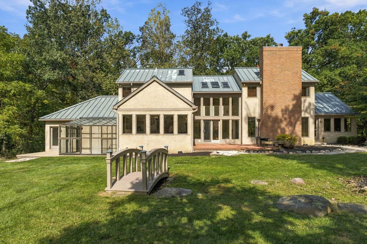 7077 Duncans Glen Drive - Photo 1