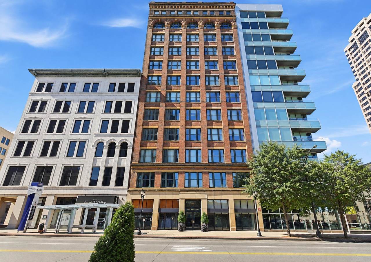 160-L305 Wall Street - Photo 1