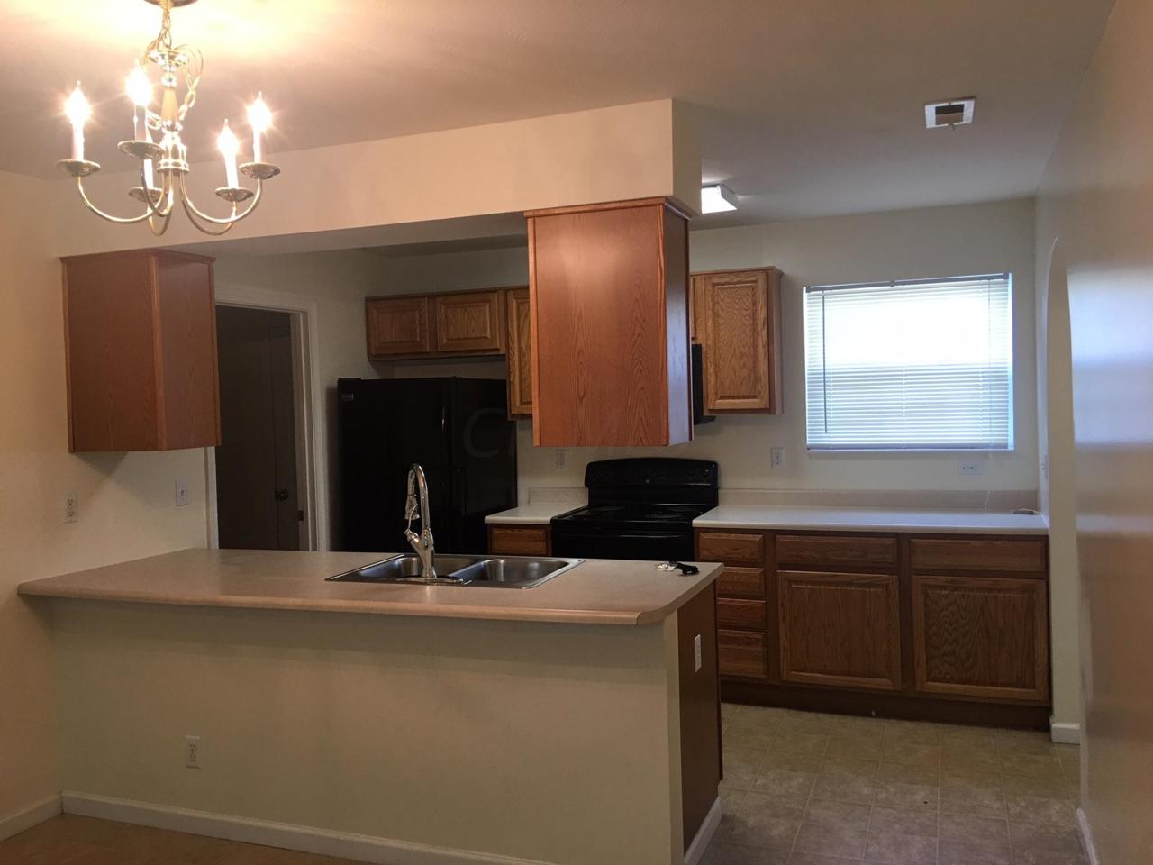 955 Sara Court - Photo 1