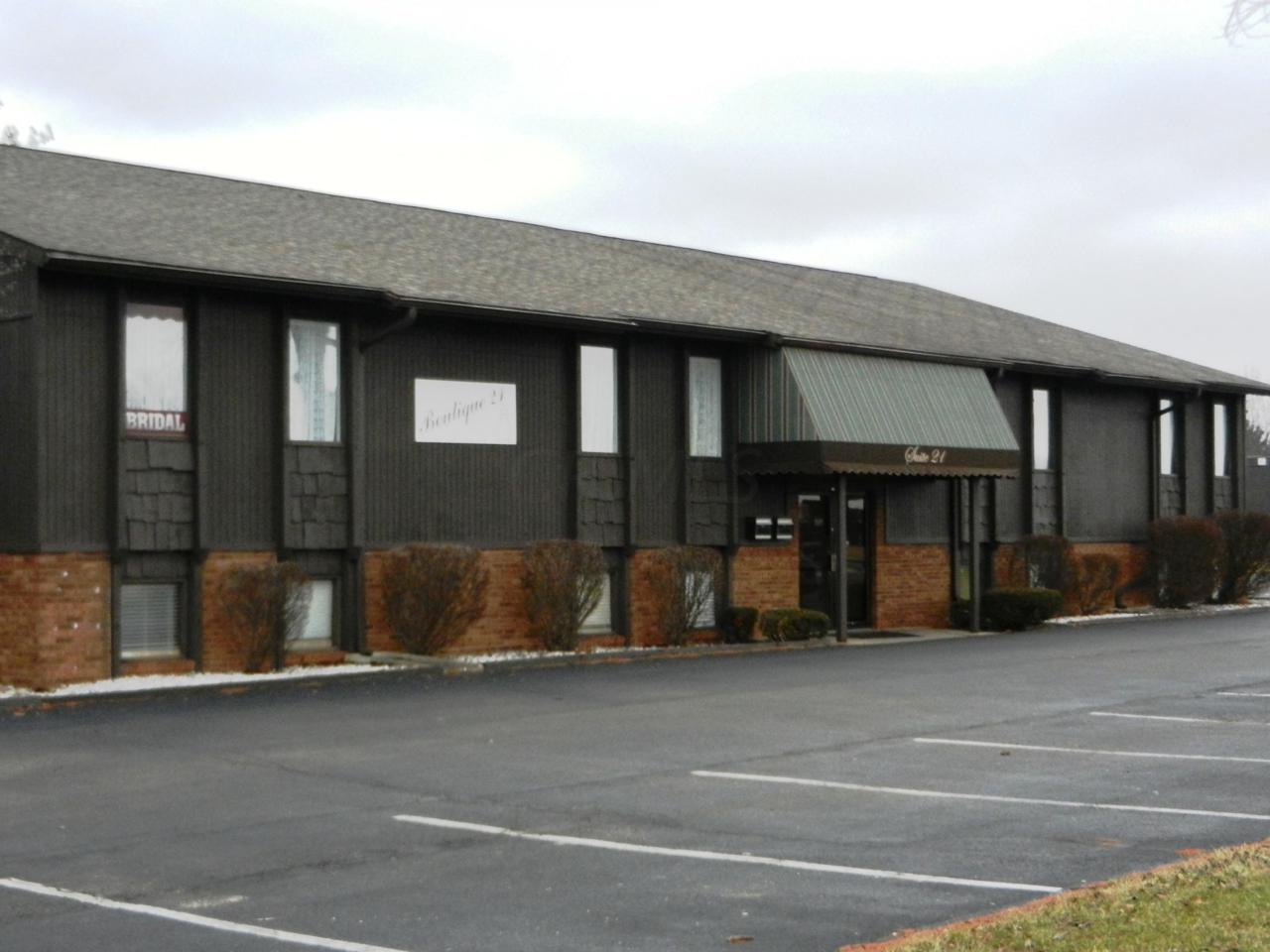 210 Northtowne Court - Photo 1