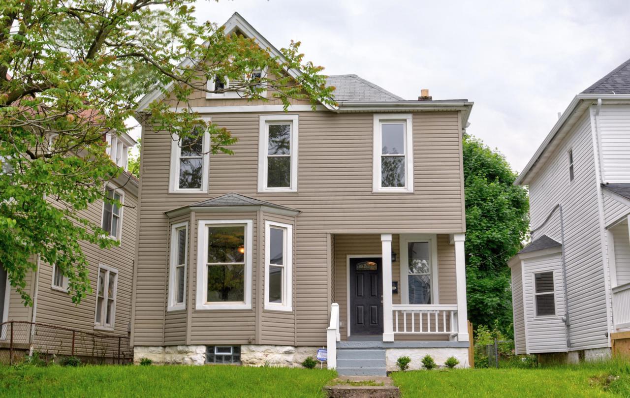 879 Oakwood Avenue - Photo 1