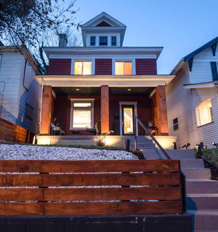 1596 Franklin Avenue - Photo 1