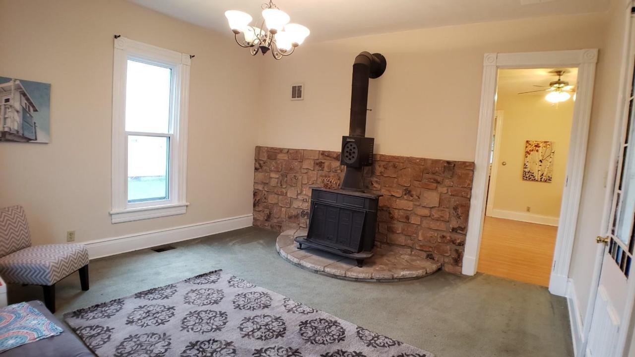 824 North Street - Photo 1