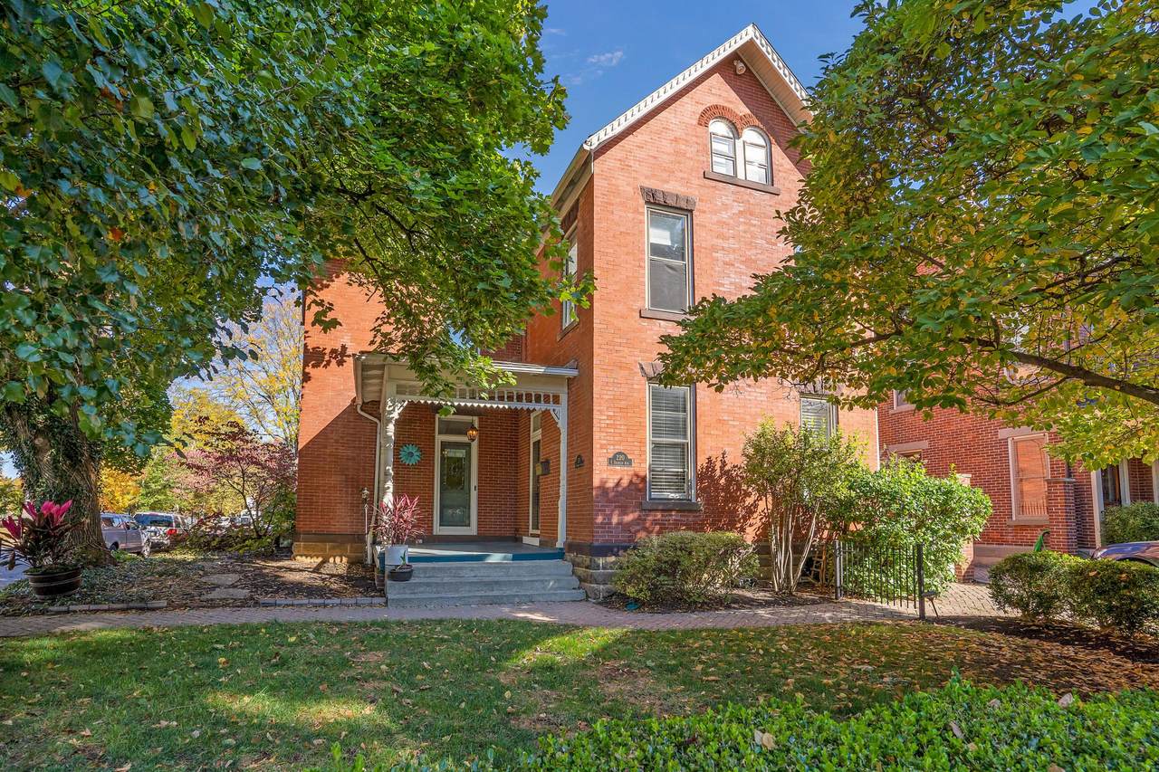 220 Deshler Avenue - Photo 1