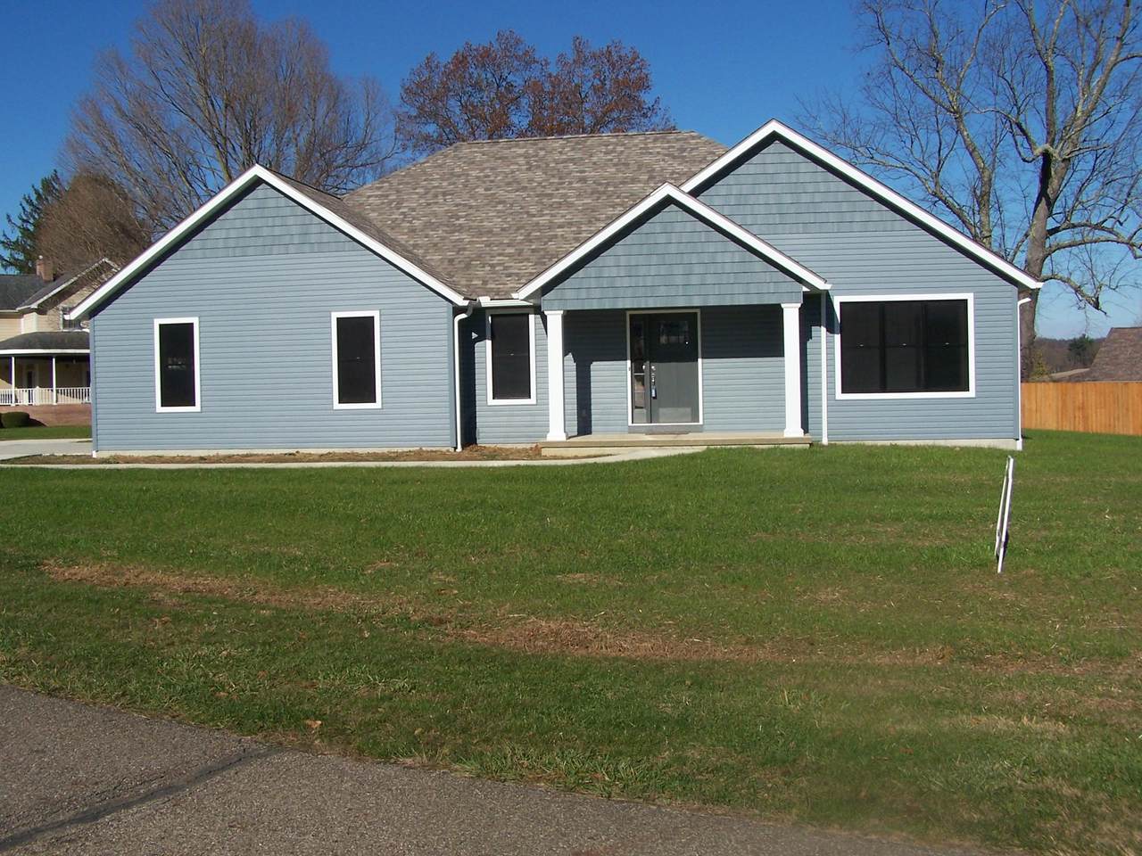 252 Northbend Drive - Photo 1