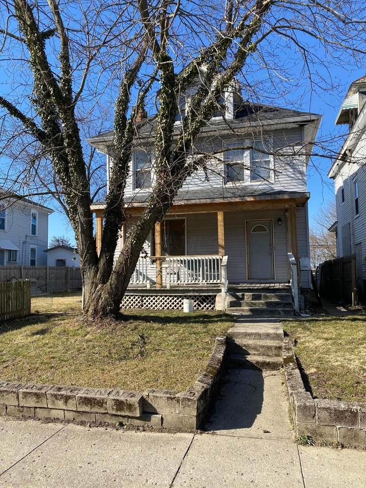 1396 Hildreth Avenue - Photo 1