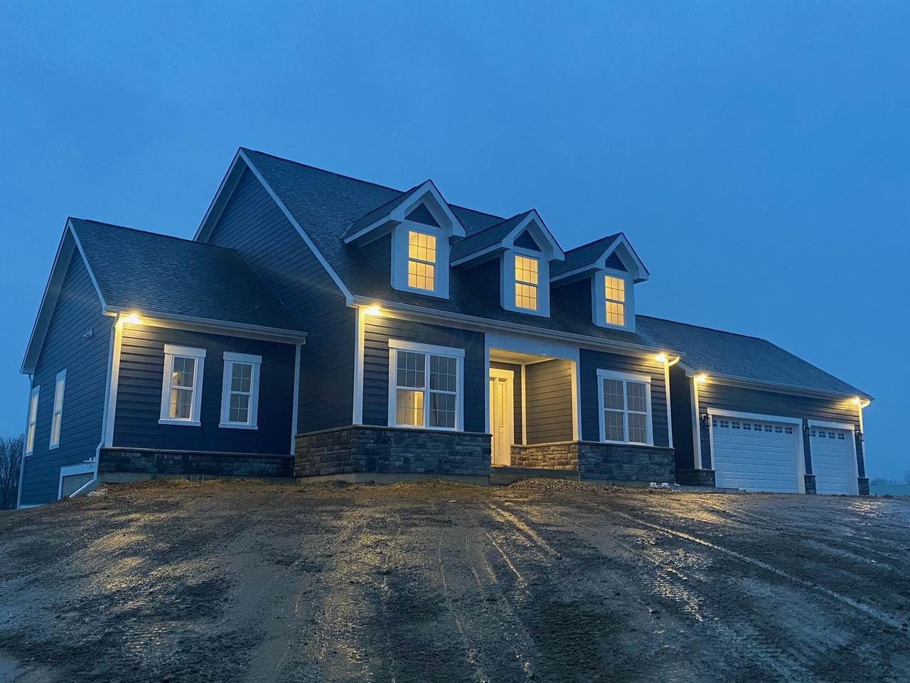 1045 Rich Hill Road - Photo 1