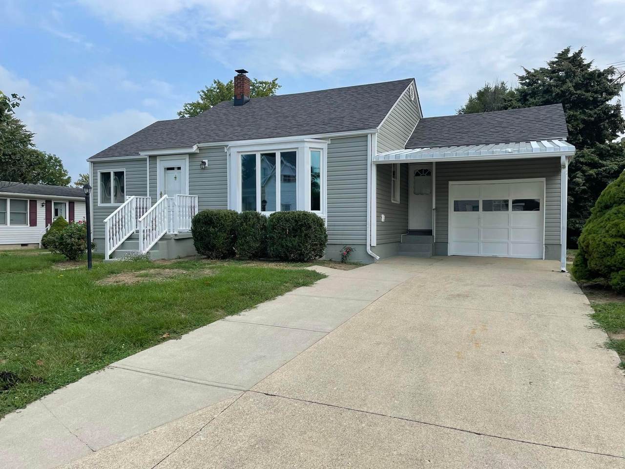 922 North Street - Photo 1