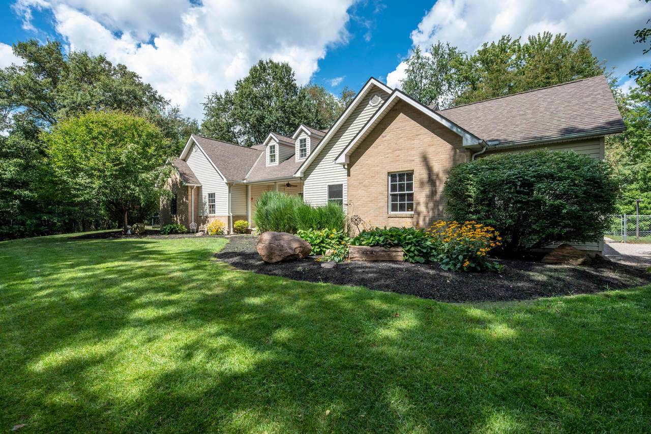 5440 Pleasant Valley Road - Photo 1