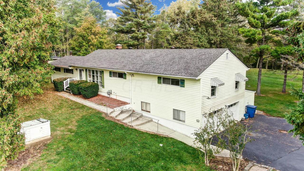 1678 William Street - Photo 1