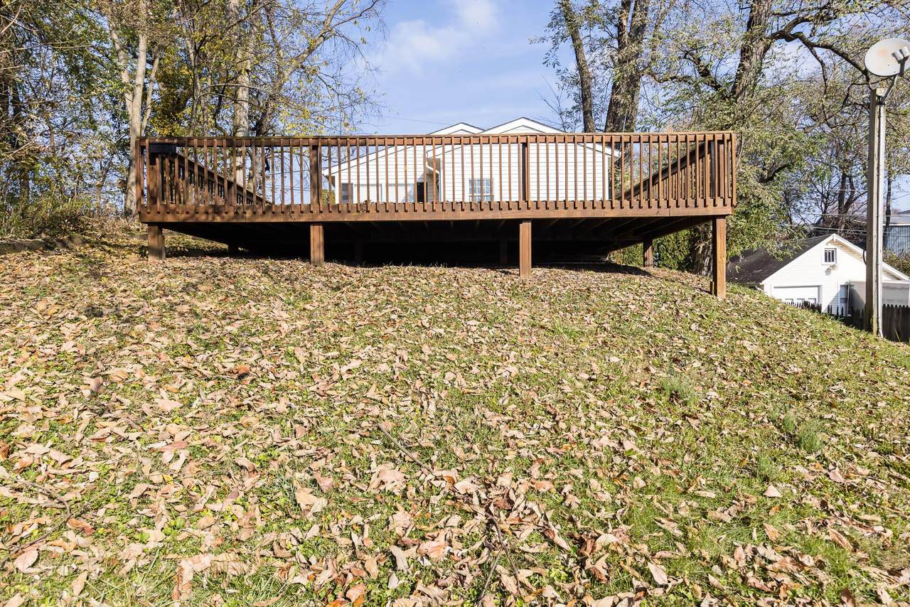 406 Garfield Avenue - Photo 1