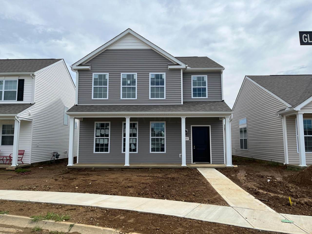105 Glenridge Drive - Photo 1