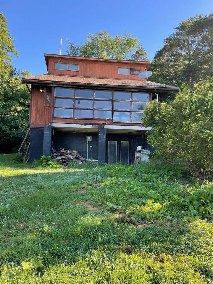 1015 Pugh Road - Photo 1