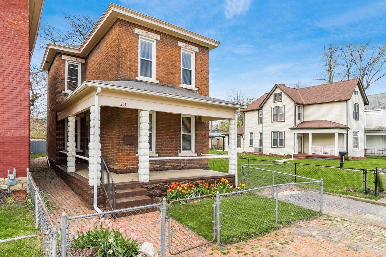 213 18th Street - Photo 1
