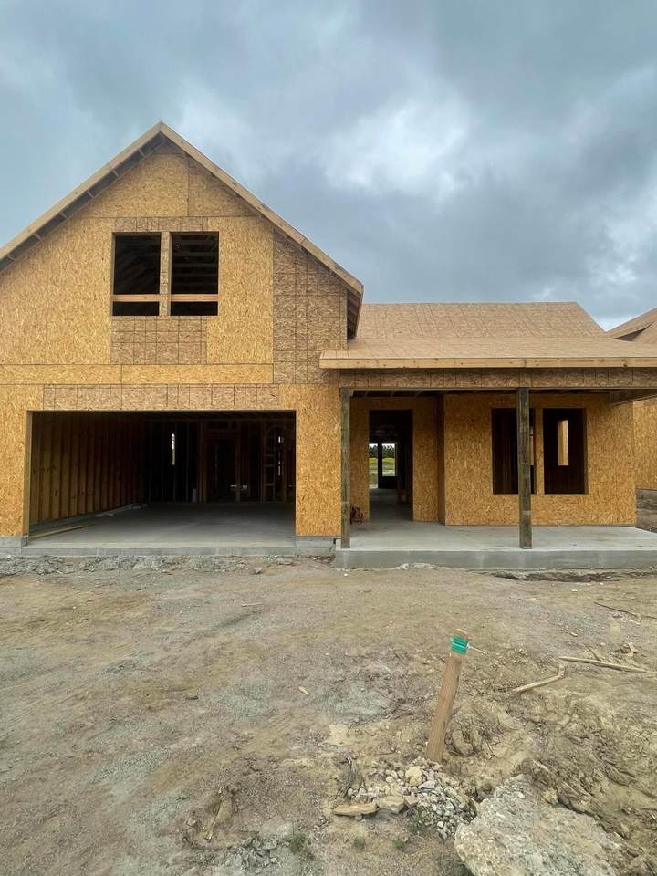 8878 Coe Drive - Photo 1