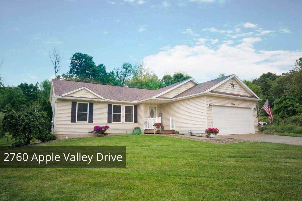 2760 Apple Valley Drive - Photo 1