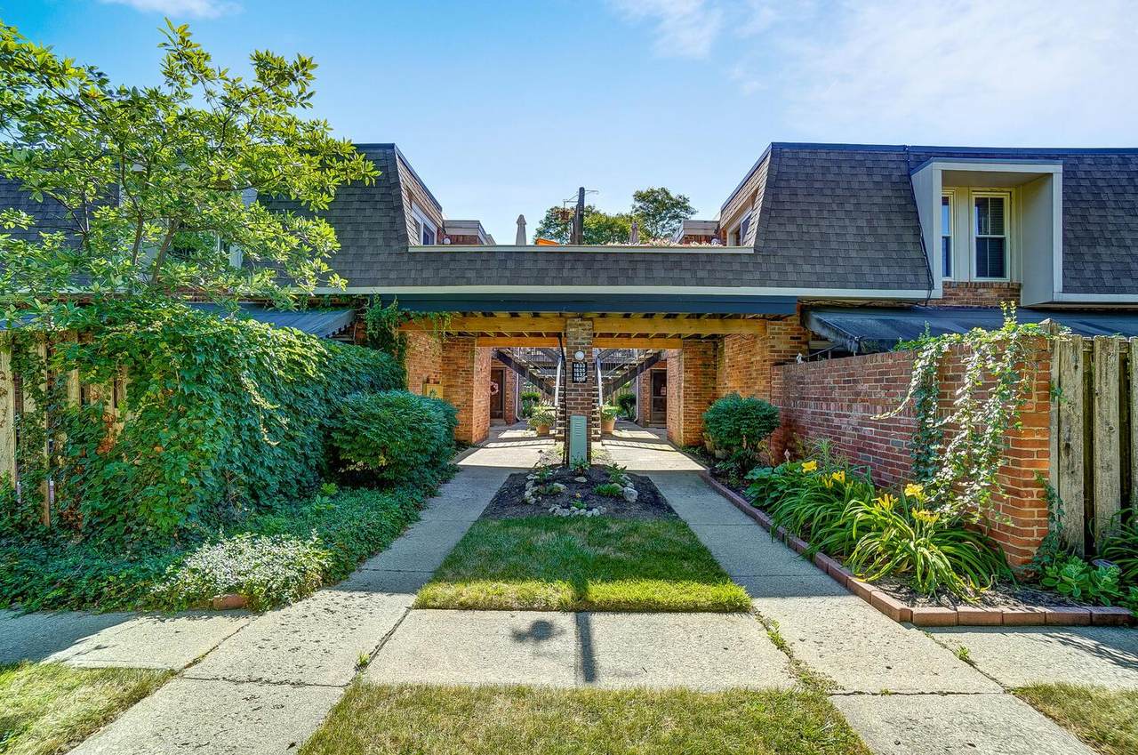 1539 Lafayette Drive - Photo 1