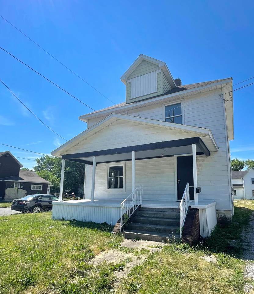 865 Bennett Street - Photo 1