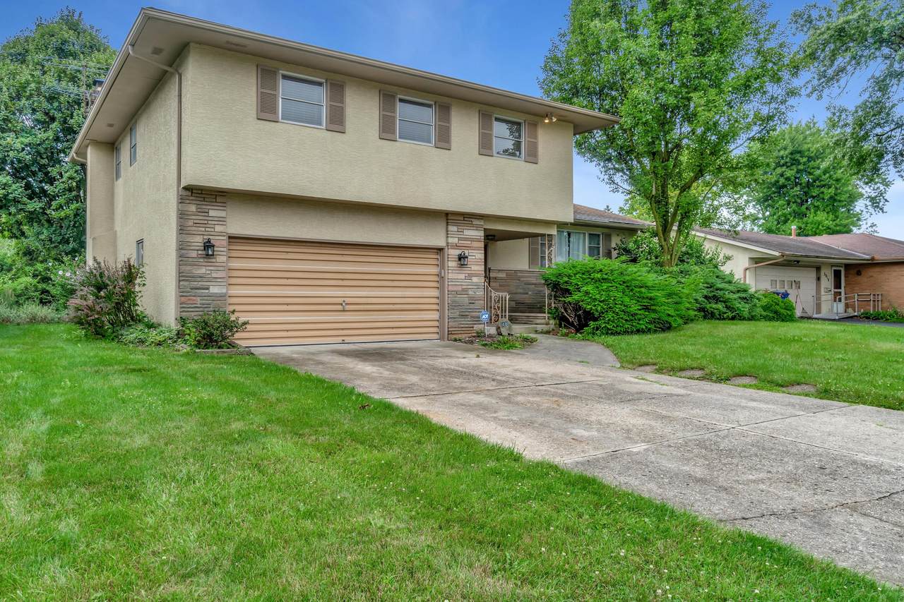 5820 Satinwood Drive - Photo 1