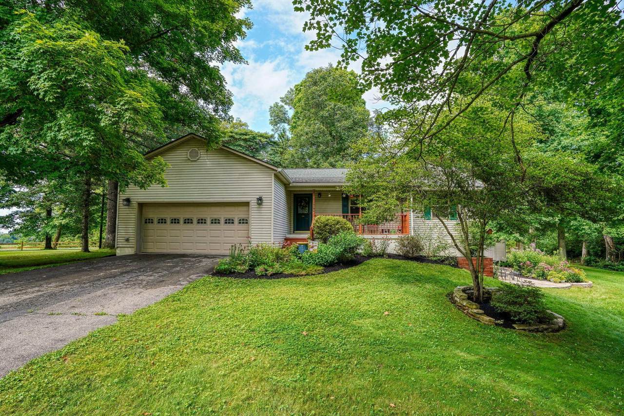 1385 Hanover Court - Photo 1