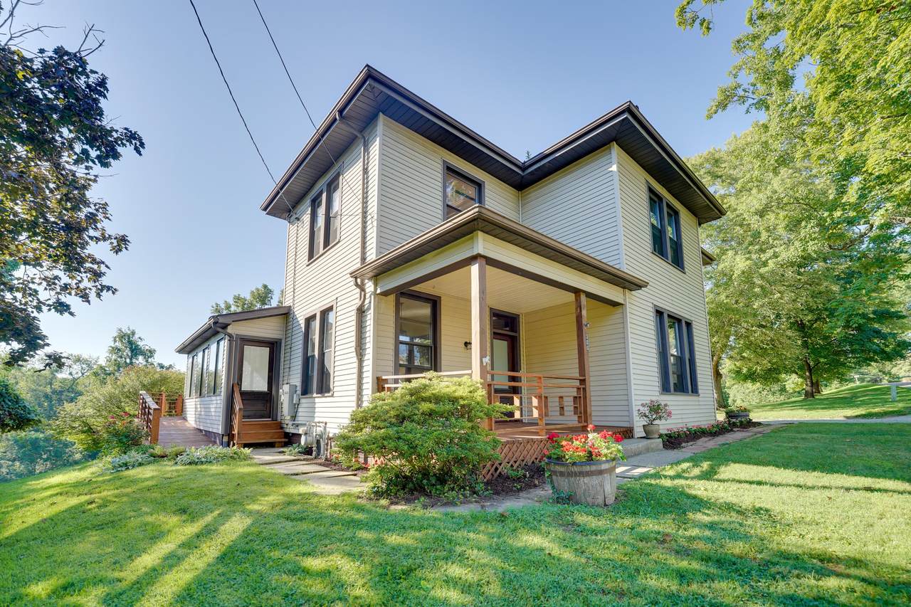 300 Main Street - Photo 1