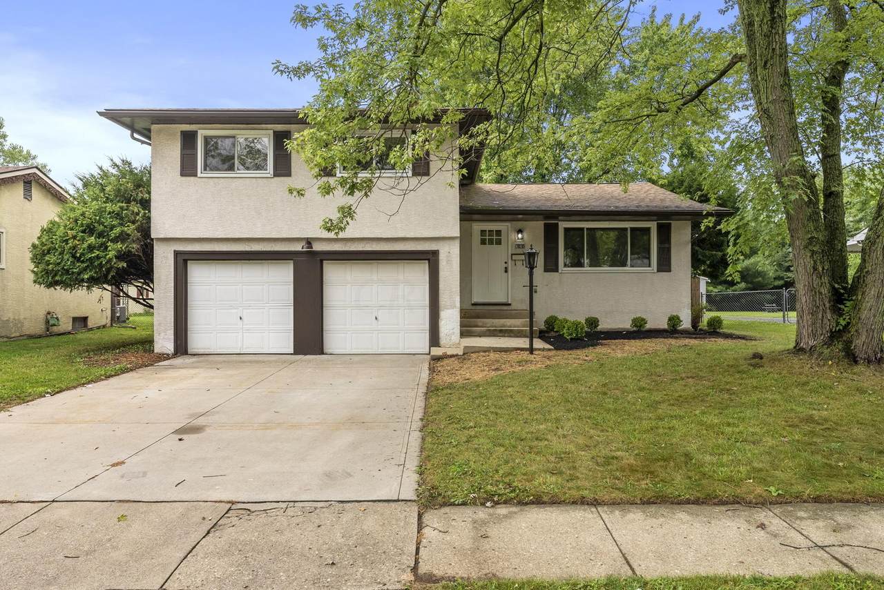 6161 Parkdale Drive - Photo 1