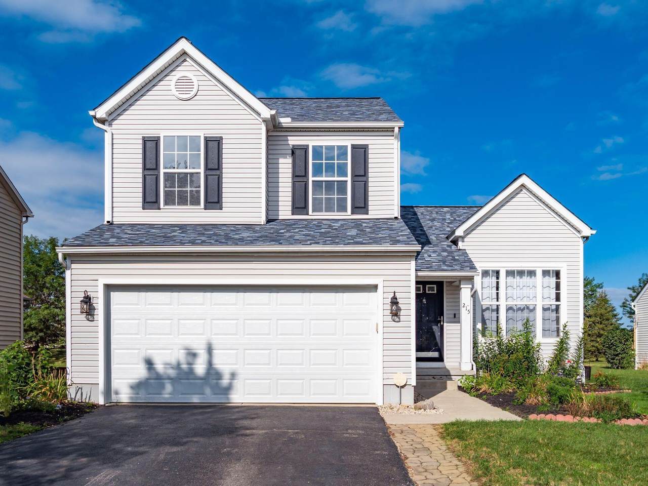 215 Merriston Circle - Photo 1