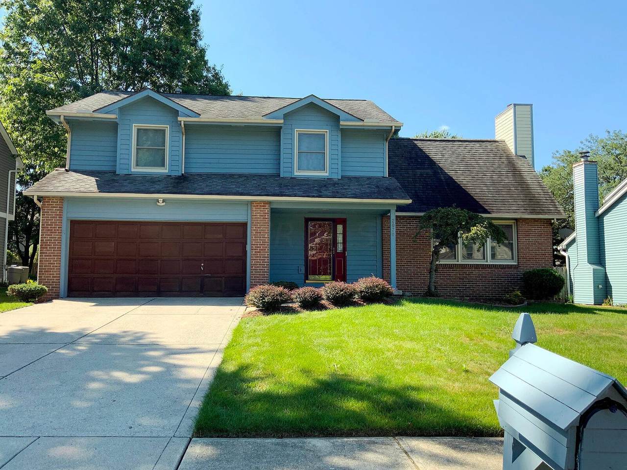2070 Wayfaring Drive - Photo 1