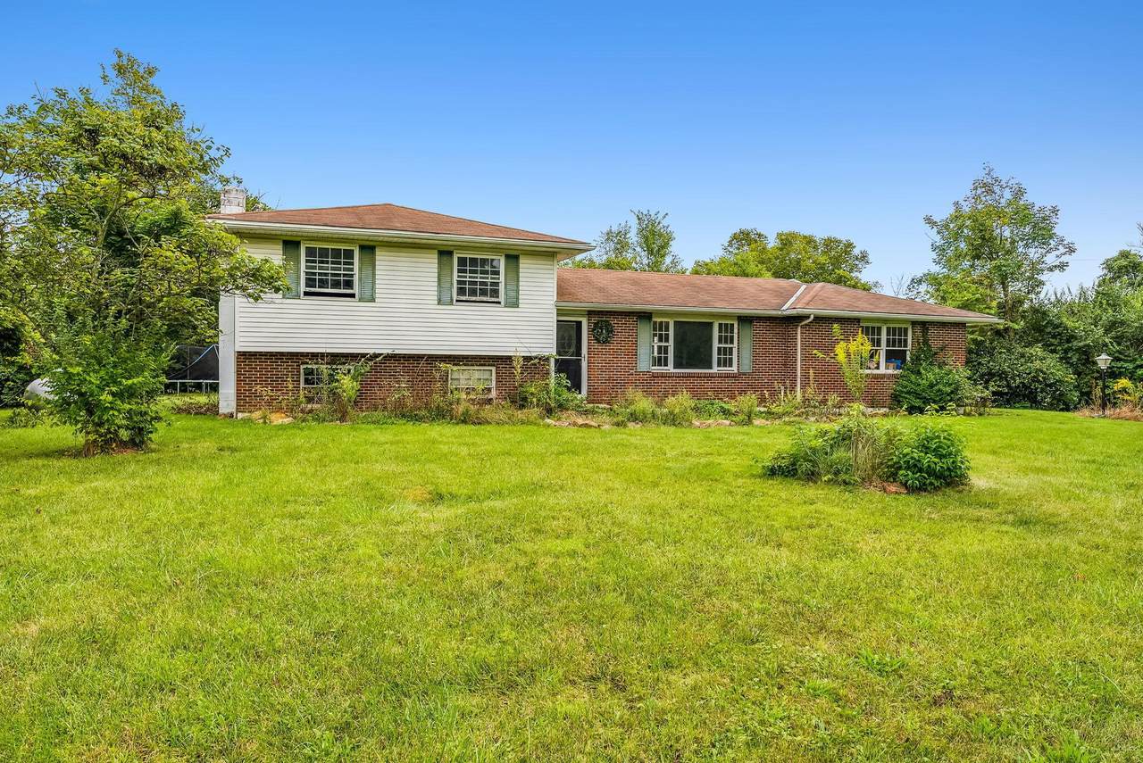 7622 Stahl Road - Photo 1
