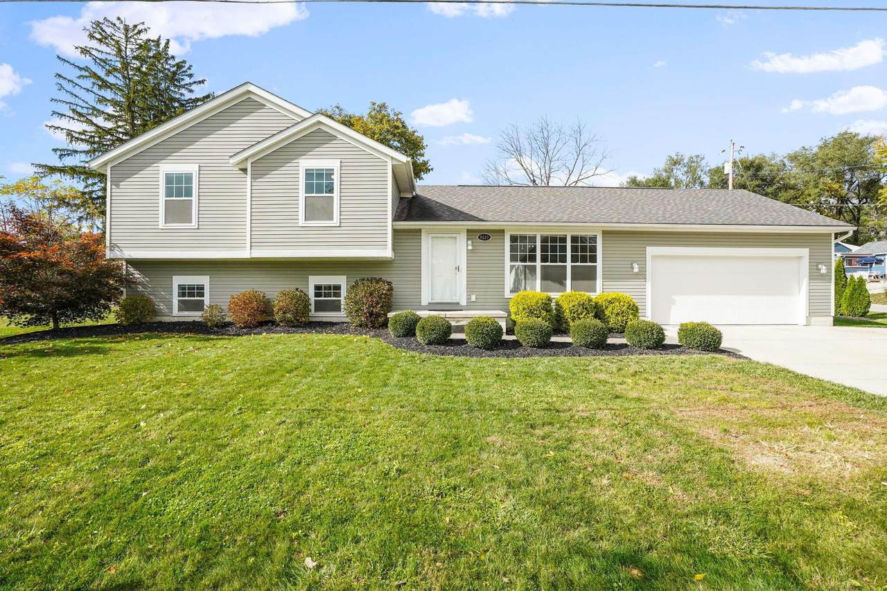 9619 Shawnee Trail - Photo 1