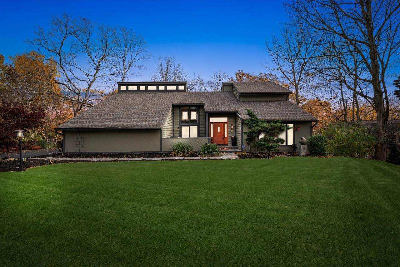 4766 Donegal Cliffs Drive - Photo 1