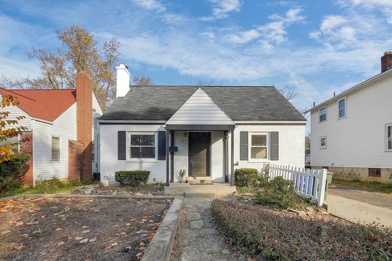 254 Lincoln Avenue - Photo 1