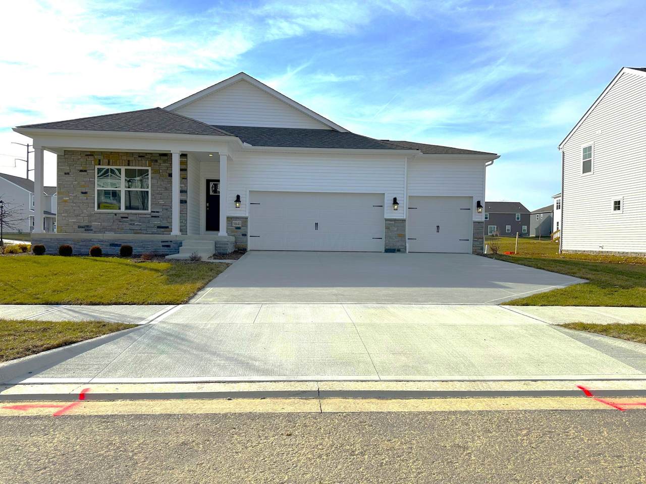 5841 Wynnewood Drive - Photo 1