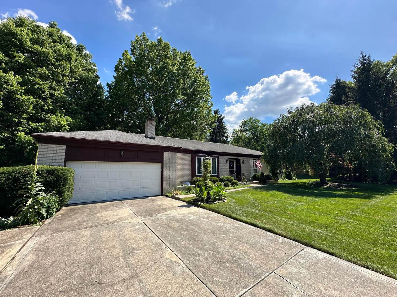 685 Olde Settler Place - Photo 1