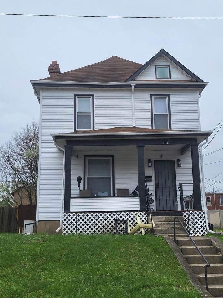 1107 Stanley Avenue - Photo 1