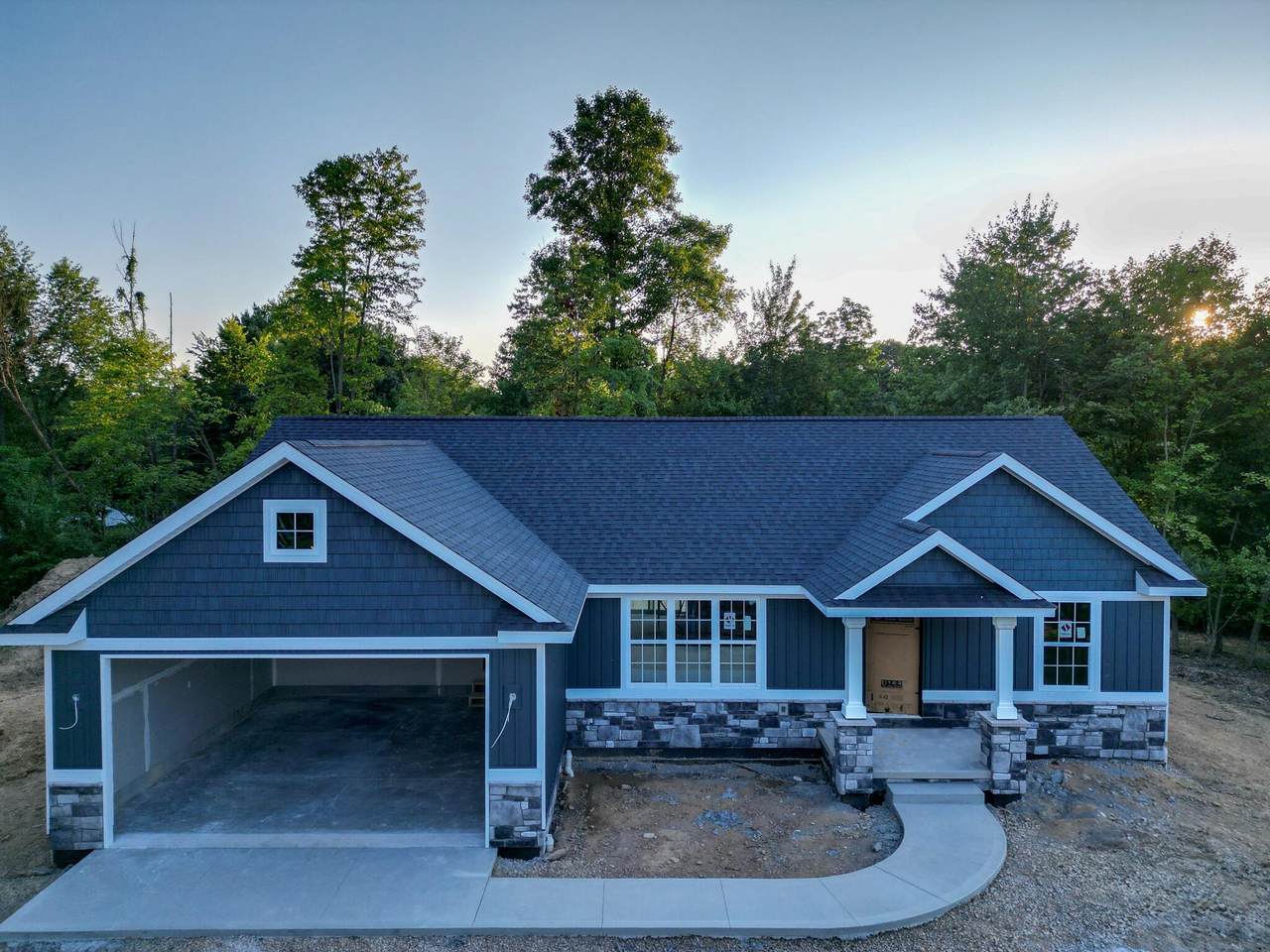 66 Penlawn Court - Photo 1