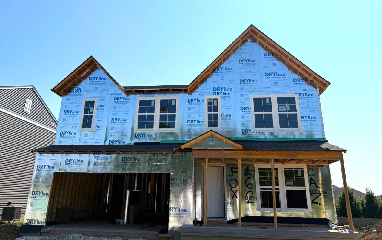 679 Deerhurst Drive - Photo 1