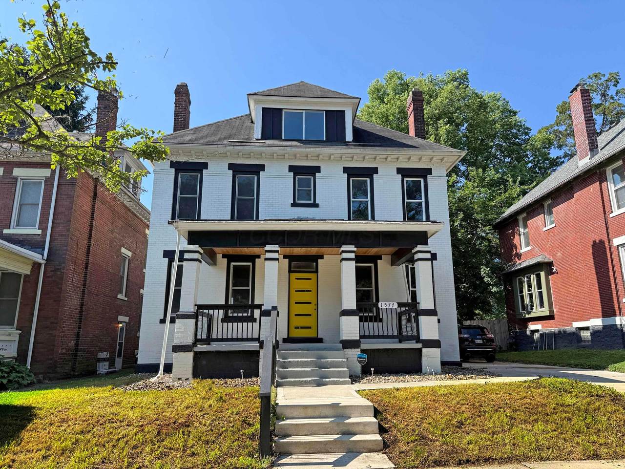 1577 Richmond Avenue - Photo 1