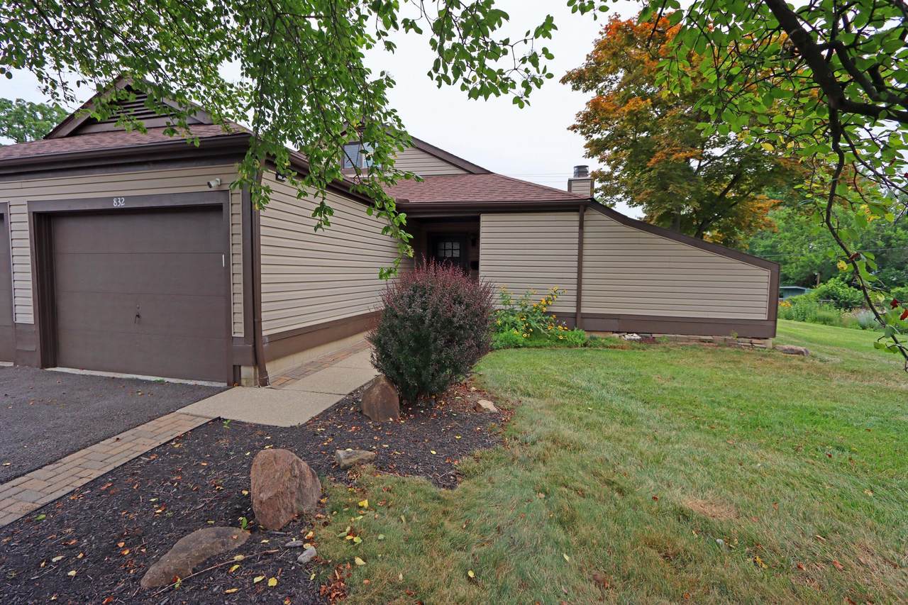 832-25D Cherlyn Court - Photo 1