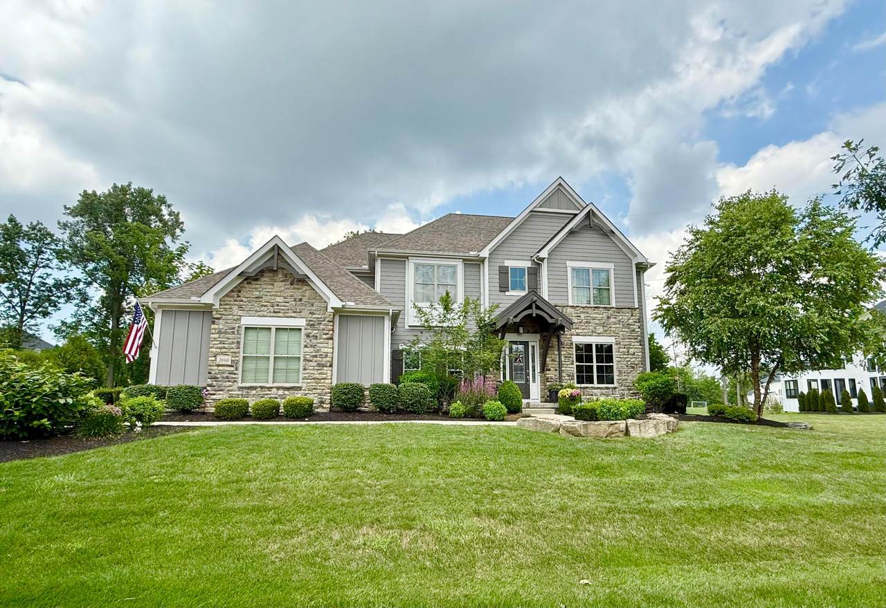 2000 Forestview Lane - Photo 1