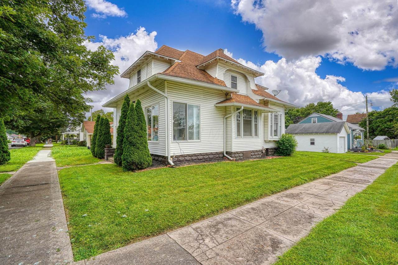 102 Bennett Avenue - Photo 1