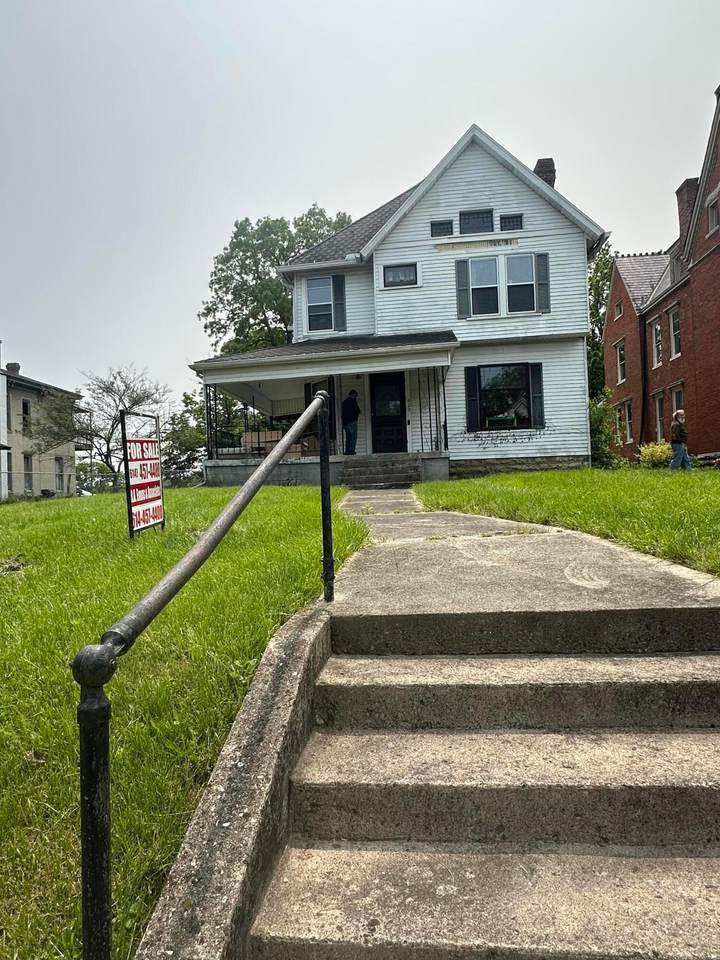 929 High Street - Photo 1