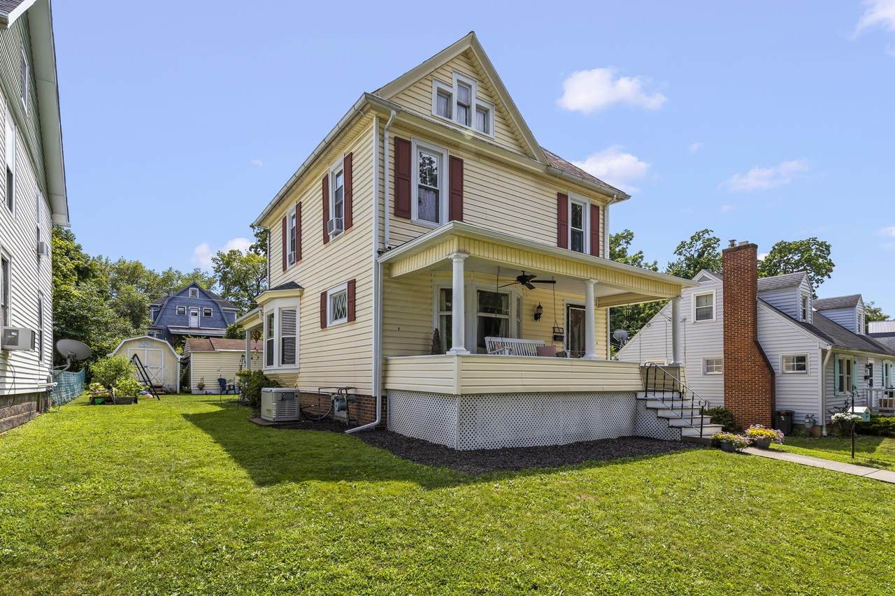 121 Banning Avenue - Photo 1