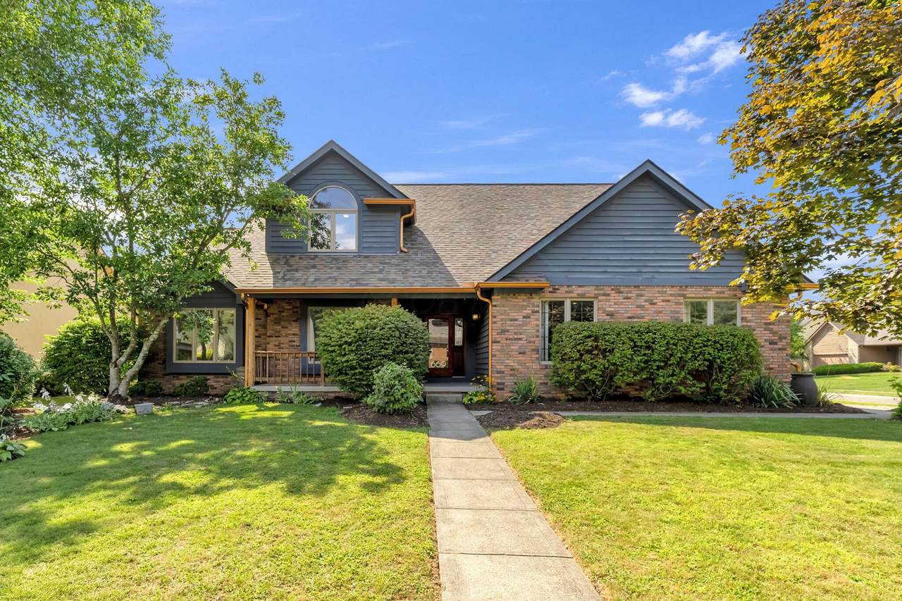669 Reindeer Lane - Photo 1