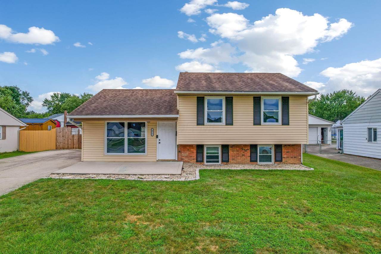 875 Belford Avenue - Photo 1