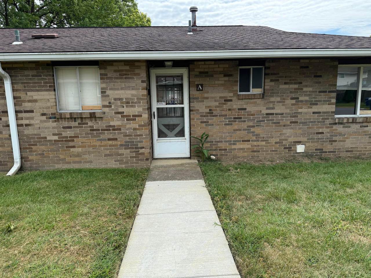 2336-92 B Woodbrook Circle - Photo 1