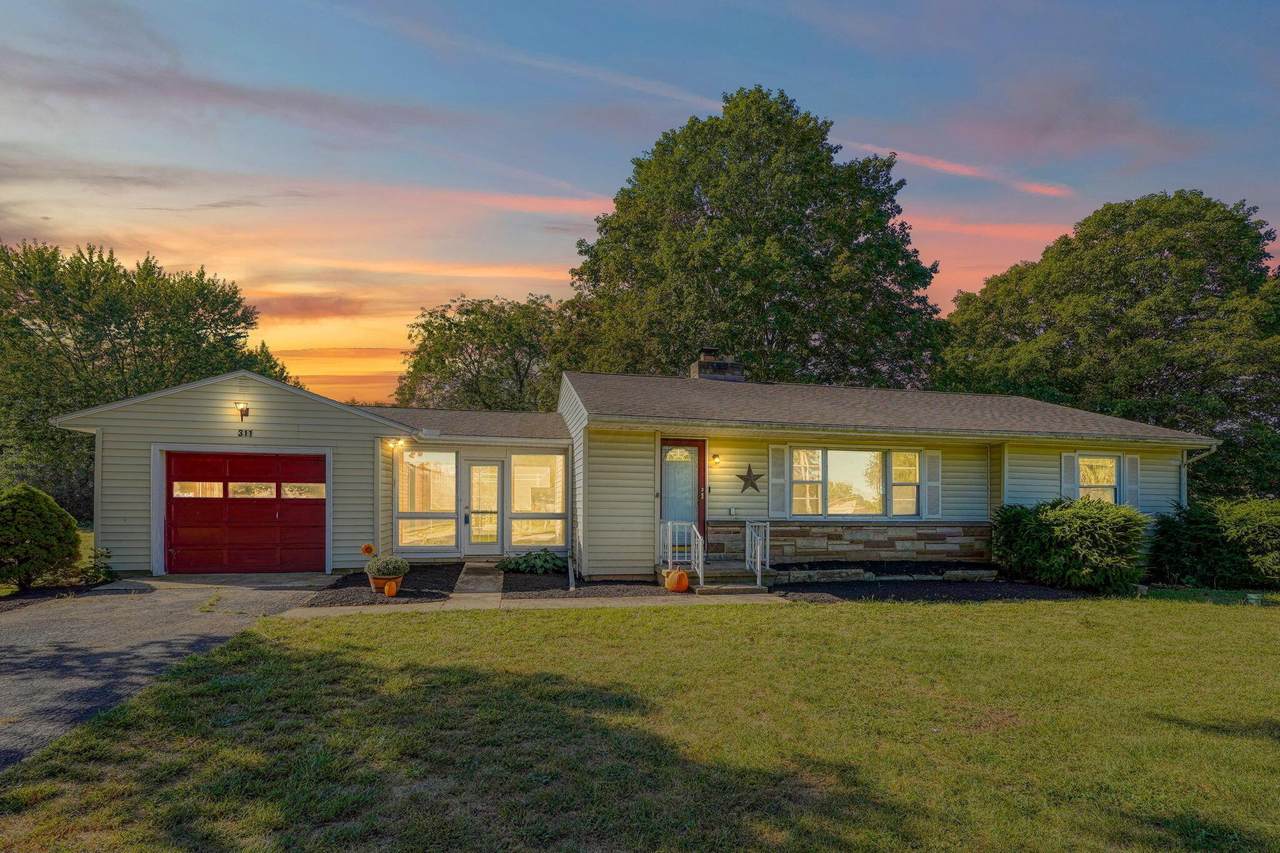 311 Tarlton Road - Photo 1