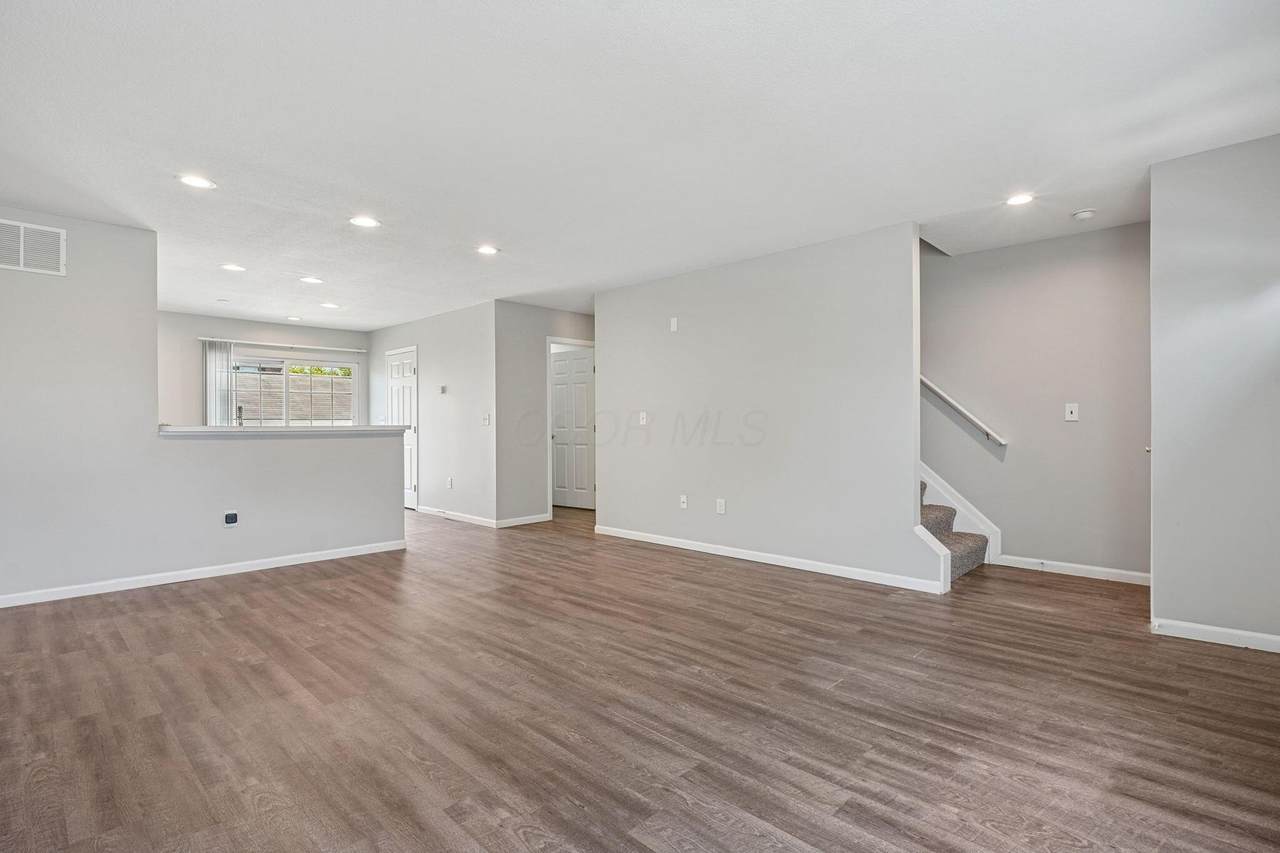 1152 Kinneton - Photo 1